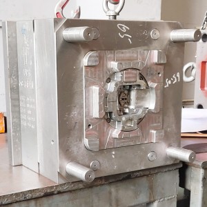 Китай Производител на инжекционни форми за впръскване на машинни части за шприцоване